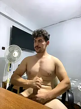 Snapshot of 23cmturkishD chatting on October 22, 4:07 pm 23cmturkishD online show from October 22, 4:07 pm