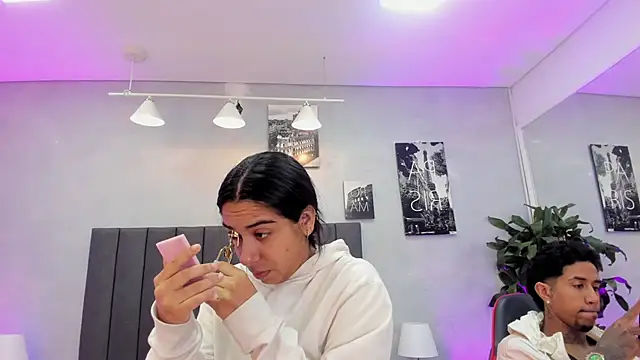 violet and myers online show from November 14, 12:59 pm