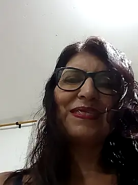 swity foster online show from November 12, 12:55 am