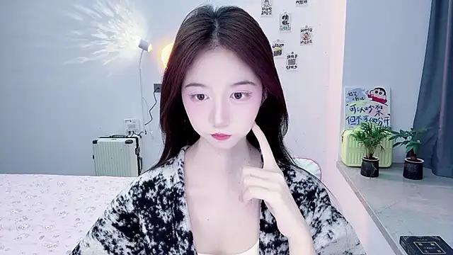 Snapshot of suger-TT chatting on November 24, 11:54 am suger-TT online show from November 24, 11:54 am