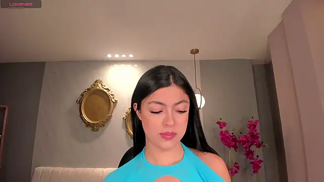 Snapshot of NataliaGaret chatting on October 15, 3:28 am NataliaGaret online show from October 15, 3:28 am