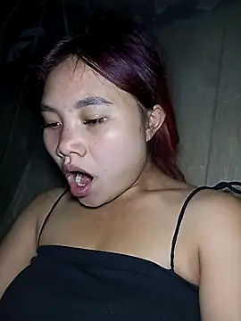 Snapshot of EllyBaby20 chatting on November 18, 3:05 pm EllyBaby20 online show from November 18, 3:05 pm