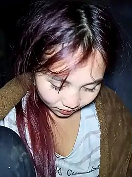 Snapshot of EllyBaby20 chatting on November 20, 1:22 pm EllyBaby20 online show from November 20, 1:22 pm