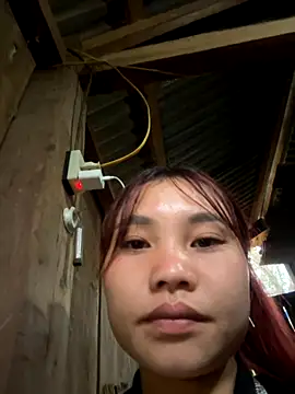 Snapshot of EllyBaby20 chatting on December 3, 12:29 am EllyBaby20 online show from December 3, 12:29 am