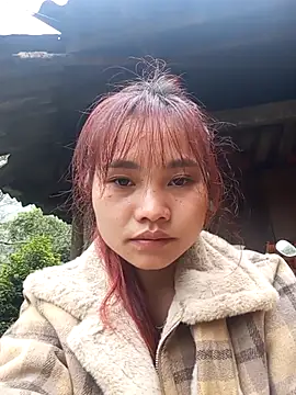 Snapshot of EllyBaby20 chatting on December 5, 2:09 am EllyBaby20 online show from December 5, 2:09 am