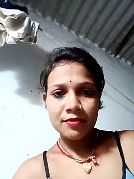 Snapshot of Chandni_Love143 chatting on September 8, 3:44 pm Chandni Love143 online show from September 8, 3:44 pm