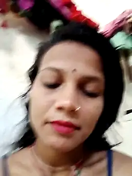 Snapshot of Chandni_Love143 chatting on September 9, 4:12 am Chandni Love143 online show from September 9, 4:12 am