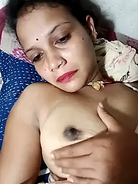 Snapshot of Chandni_Love143 chatting on September 10, 4:29 pm Chandni Love143 online show from September 10, 4:29 pm