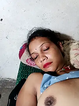 Snapshot of Chandni_Love143 chatting on September 13, 4:18 pm Chandni Love143 online show from September 13, 4:18 pm