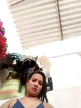 Snapshot of Chandni_Love143 chatting on September 18, 4:03 am Chandni Love143 online show from September 18, 4:03 am