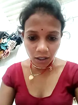 Snapshot of Chandni_Love143 chatting on September 24, 6:06 am Chandni Love143 online show from September 24, 6:06 am