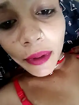 Snapshot of Chandni_Love143 chatting on September 27, 5:12 am Chandni Love143 online show from September 27, 5:12 am