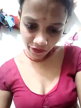 Snapshot of Chandni_Love143 chatting on October 6, 4:10 am Chandni Love143 online show from October 6, 4:10 am