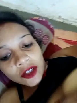 Snapshot of Chandni_Love143 chatting on October 11, 4:01 am Chandni Love143 online show from October 11, 4:01 am