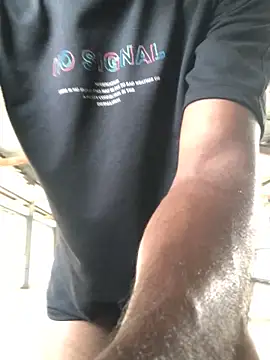 Snapshot of kavi1q1 chatting on November 9, 3:27 am kavi1q1 online show from November 9, 3:27 am