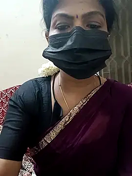 Snapshot of Rithya27 chatting on September 13, 6:29 pm Rithya27 online show from September 13, 6:29 pm