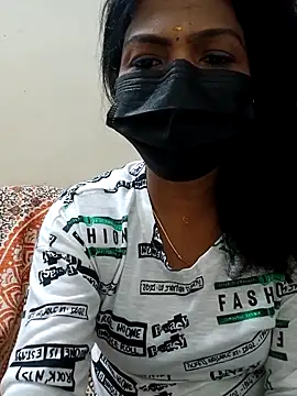 Snapshot of Rithya27 chatting on September 17, 5:58 pm Rithya27 online show from September 17, 5:58 pm