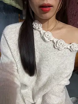 Snapshot of BeMeo003 chatting on November 25, 6:13 am BeMeo003 online show from November 25, 6:13 am