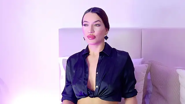 Bella-taylorr online show from September 9, 9:47 pm