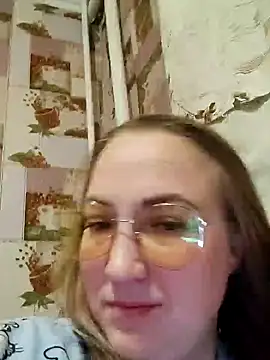 Kiss Eva online show from January 24, 7:49 pm