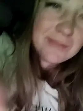 Kiss Eva online show from November 24, 5:12 pm