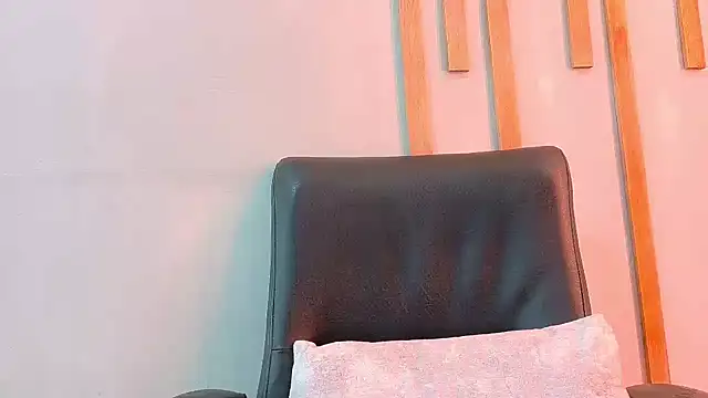 Snapshot of Angel_saez chatting on October 15, 10:26 am Angel saez online show from October 15, 10:26 am