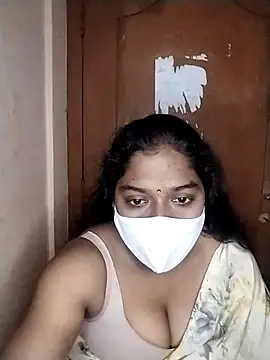 Snapshot of Megha_21 chatting on October 8, 10:18 pm Megha 21 online show from October 8, 10:18 pm