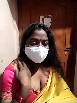 Snapshot of Megha_21 chatting on October 15, 10:32 pm Megha 21 online show from October 15, 10:32 pm