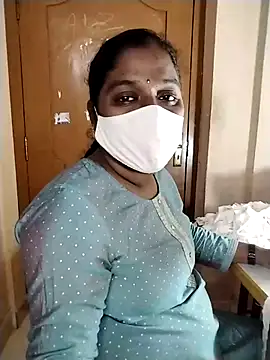 Snapshot of Megha_21 chatting on November 8, 11:21 am Megha 21 online show from November 8, 11:21 am