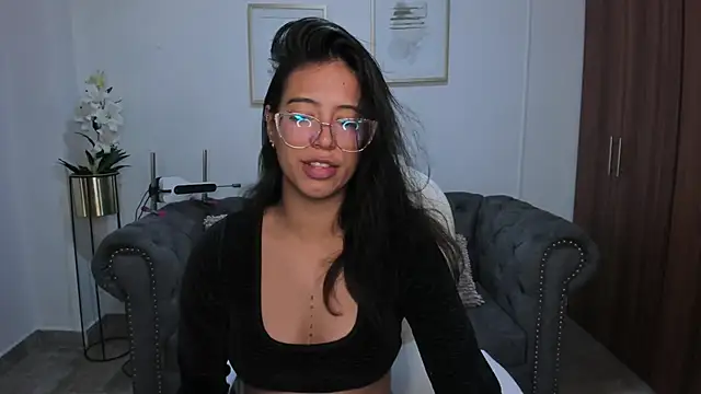 raven stonee online show from October 16, 3:18 am