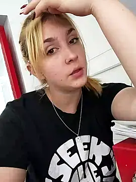 ayebran online show from October 10, 6:51 pm