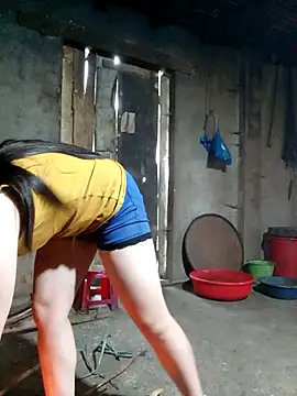 quynhkoolbae online show from November 12, 4:24 am