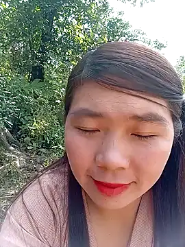 quynhkoolbae online show from November 23, 3:39 am