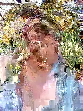 quynhkoolbae online show from November 27, 1:40 am