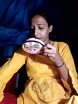 Pinki thakur 1 online show from September 14, 7:35 pm