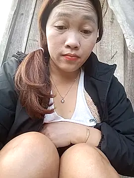 miumiu 00 online show from October 28, 1:31 am