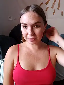 Snapshot of KisaVixen chatting on September 19, 12:28 pm KisaVixen online show from September 19, 12:28 pm