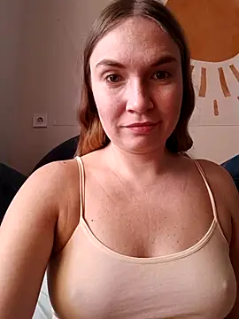 Snapshot of KisaVixen chatting on November 1, 9:11 am KisaVixen online show from November 1, 9:11 am