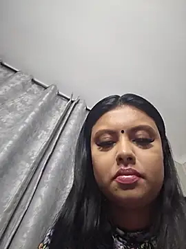 Indian GlowingMiax online show from November 18, 1:33 am