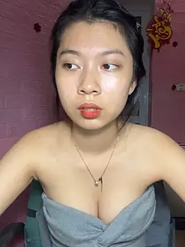 Snapshot of Phthao chatting on October 1, 3:18 pm Phthao online show from October 1, 3:18 pm