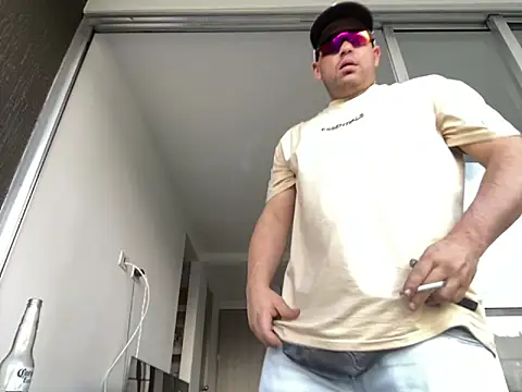 rider239 online show from October 4, 9:35 pm