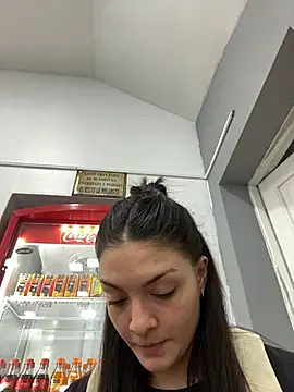 Danielaeliana online show from September 12, 9:04 pm