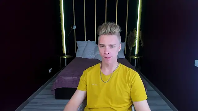 LawrenceMiles online show from September 26, 10:52 am