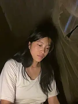 EmLy02 online show from September 11, 3:12 pm