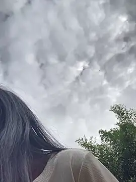 EmLy02 online show from October 21, 8:04 am