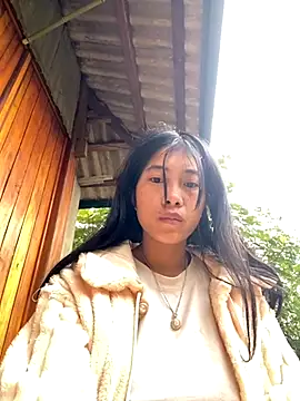 EmLy02 online show from October 28, 12:25 am