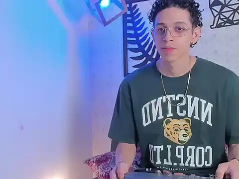 nicolai drake online show from September 18, 3:30 am