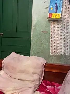 qinejr37 online show from October 20, 1:00 pm