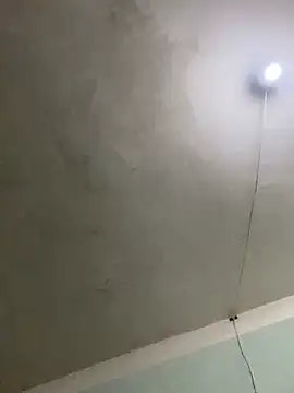 qinejr37 online show from November 25, 2:11 am