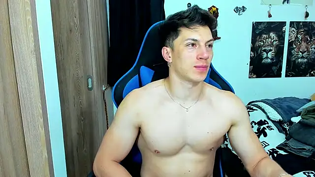 javiersexymann online show from February 17, 4:31 am